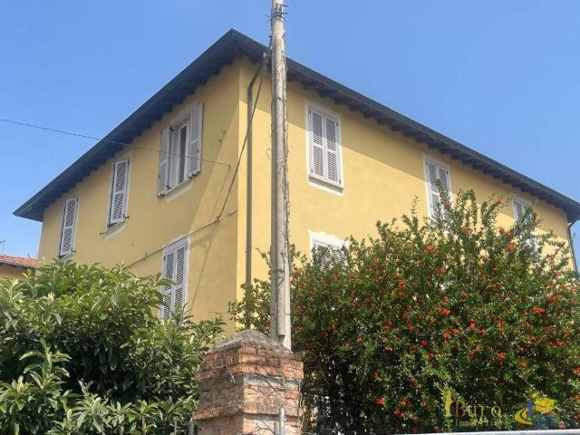 Villa Indipendente in vendita a San Leonardo, Sorbolo
