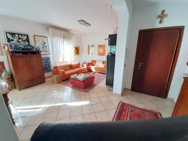 Villa Indipendente in vendita a San Martino, Sorbolo