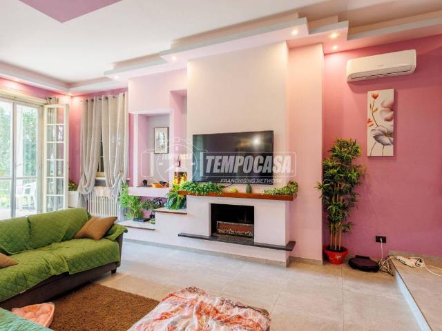 Villa Indipendente in vendita a Botteghino, Parma