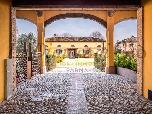 Villa Indipendente in vendita a Sorbolo, Reggio Emilia