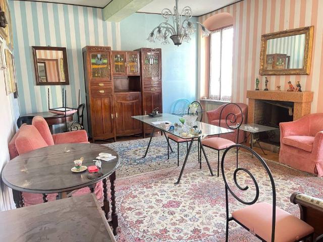 Villa Indipendente in vendita a San Pancrazio, Sorbolo