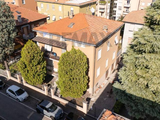 Villa Indipendente in vendita a Molinetto, Parma