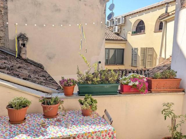Villa Indipendente in vendita a Parma Centro, Sorbolo