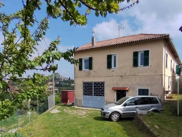 Villa Indipendente in vendita a Piemonte, Alessandria