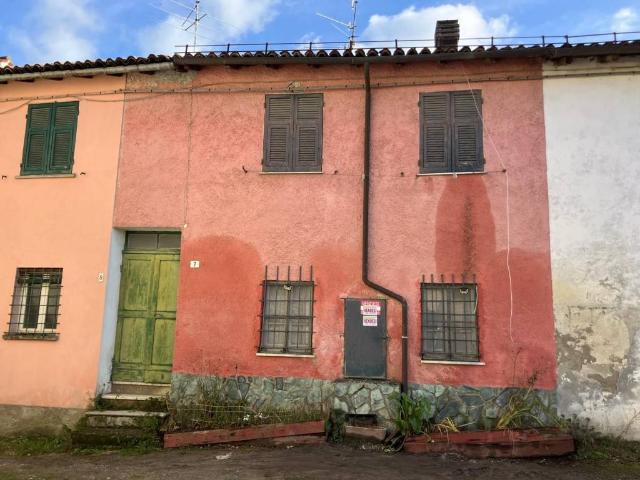 Villa Indipendente in vendita a Piemonte, Alessandria