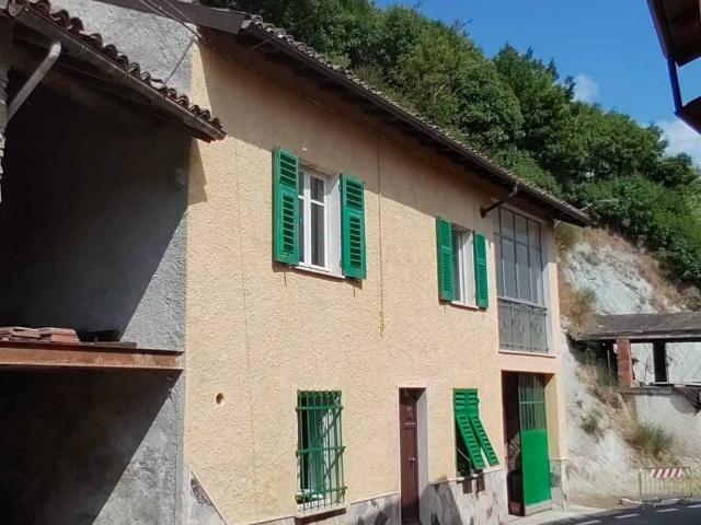 Villa Indipendente in vendita a Piemonte, Alessandria