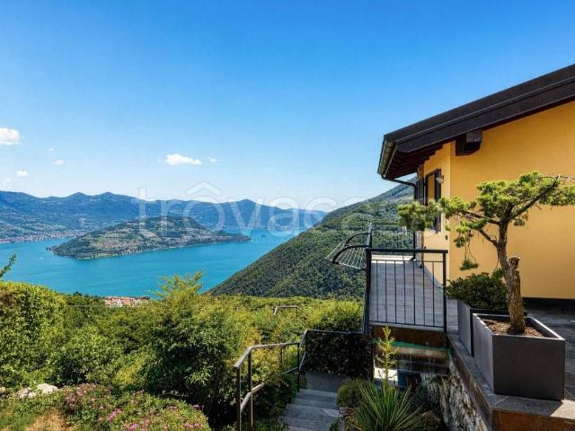Villa Indipendente in vendita a Parzanica, Lombardia