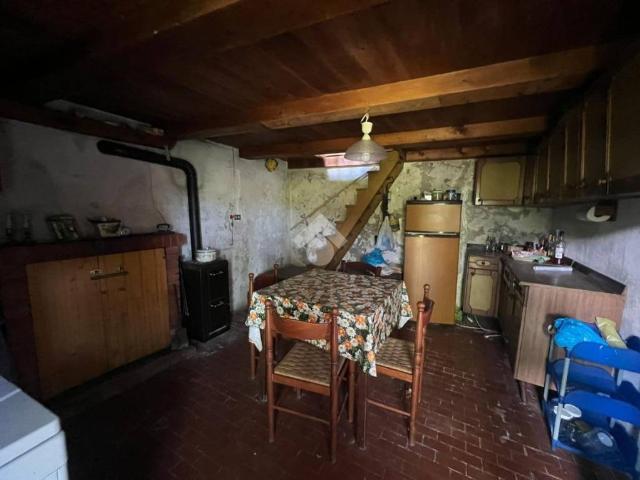 Villa Indipendente in vendita a Unione dei comuni Media Valle del Serchio, Pescaglia