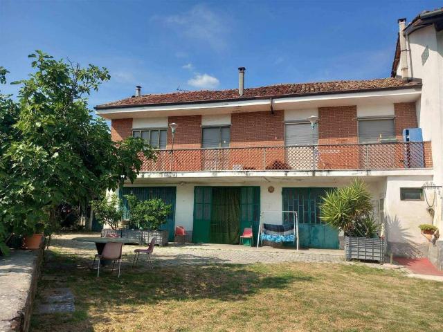 Villa Indipendente in vendita a Piemonte, Asti