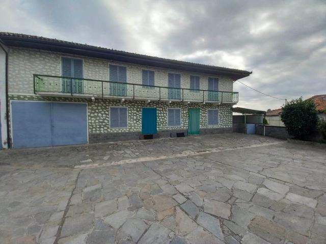 Villa Indipendente in vendita a Piemonte, Asti