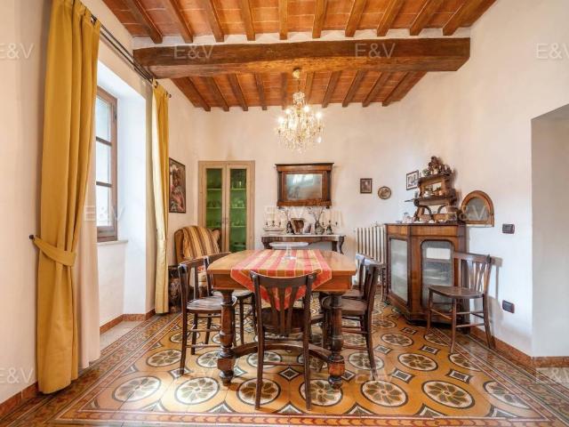 Villa Indipendente in vendita a Passignano Sul Trasimeno, Umbria