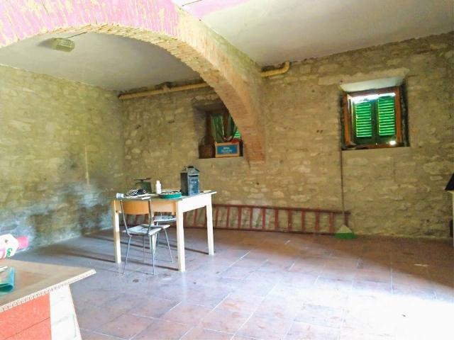 Villa Indipendente in vendita a Cerqueto, Passignano Sul Trasimeno
