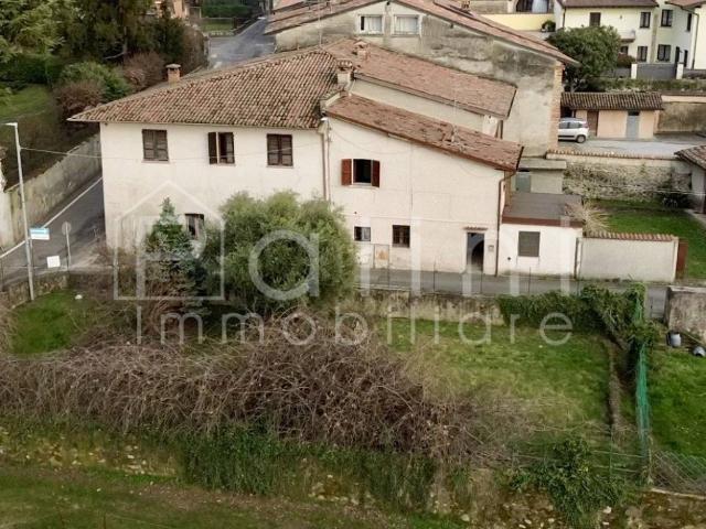 Villa Indipendente in vendita a Monterotondo, Passirano