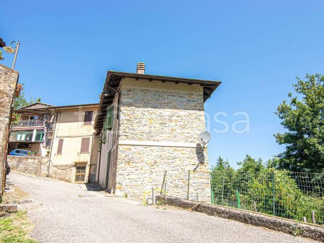 Villa Indipendente in vendita a Unione di comuni Montana Lunigiana, Bagnone