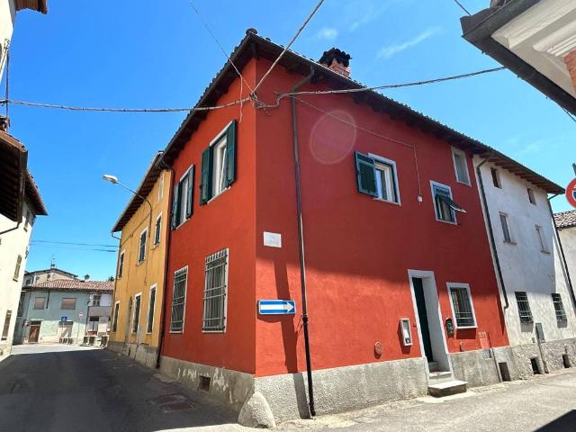 Villa Indipendente in vendita a Piemonte, Alessandria