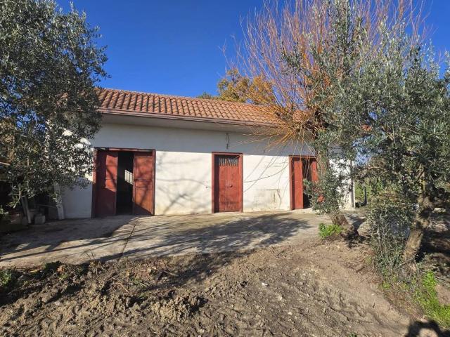 Villa Indipendente in vendita a Paternopoli, Campania