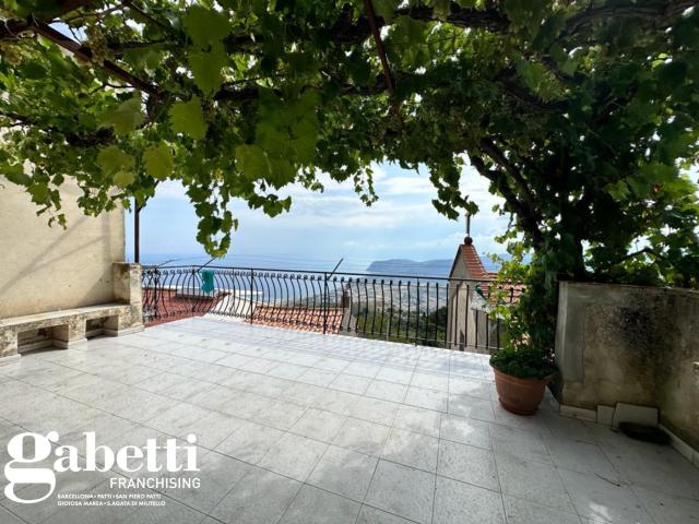 Villa Indipendente in vendita a Patti, Sicilia