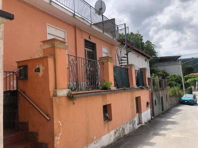 Villa Indipendente in vendita a Patti, Sicilia