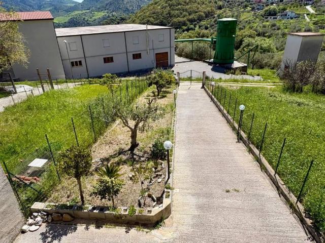 Villa Indipendente in vendita a Gallo, Patti