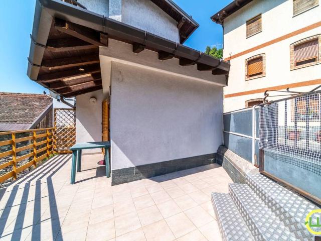 Villa Indipendente in vendita a Tavella, Paularo / Paulâr