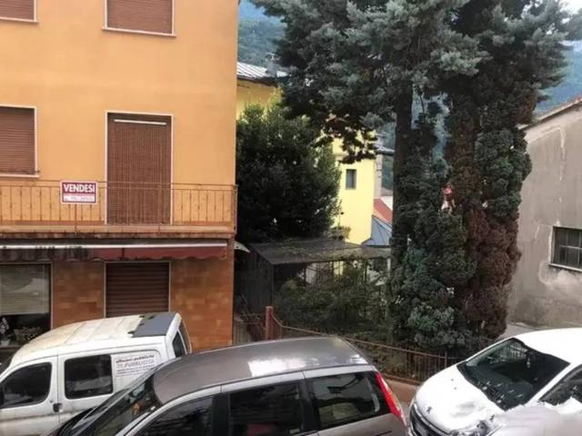 Villa Indipendente in vendita a Paularo, Friuli-Venezia Giulia