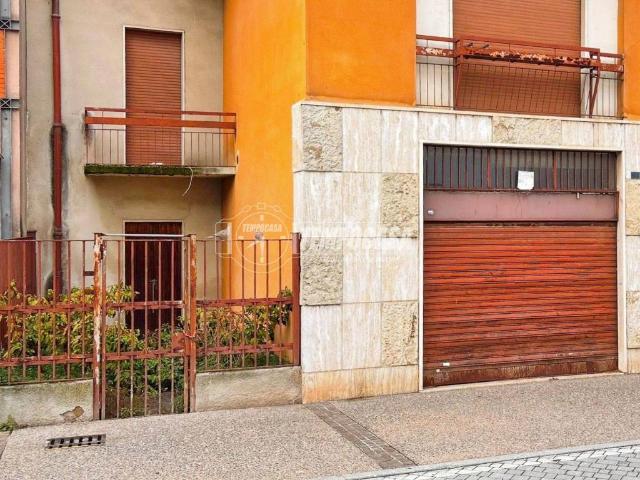 Villa Indipendente in vendita a Paullo, Lombardia