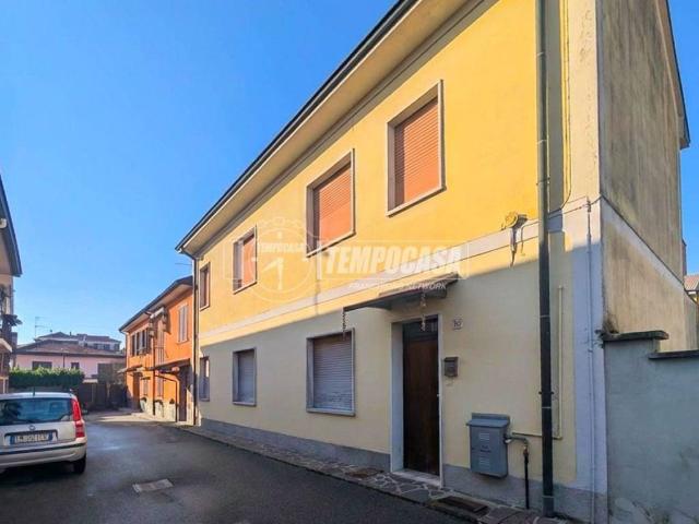 Villa Indipendente in vendita a Paullo, Lombardia