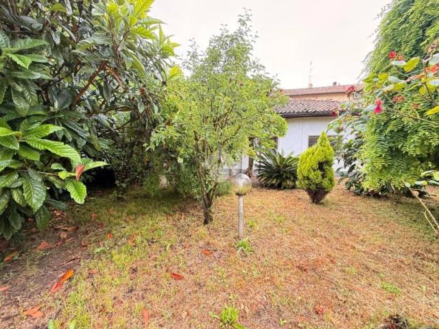 Villa Indipendente in vendita a Ponte di Pietra, Pavia