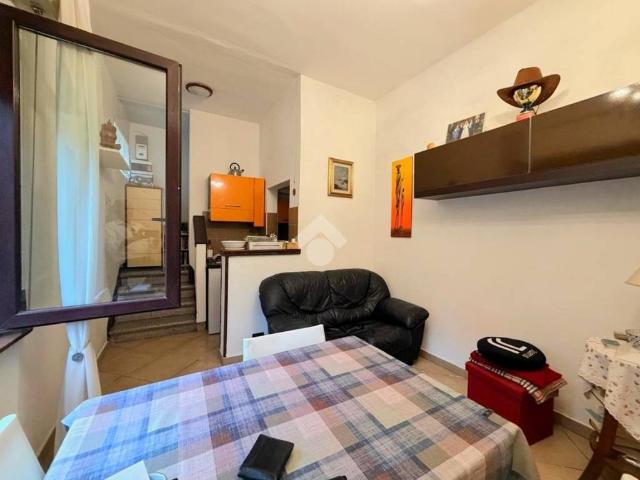 Villa Indipendente in vendita a Pavia, Lombardia