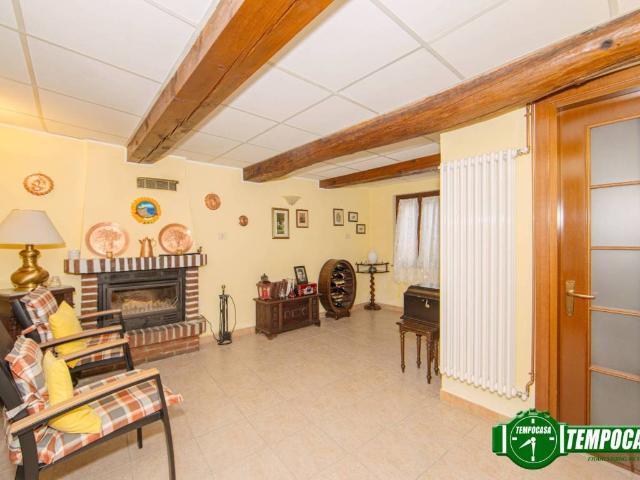 Villa Indipendente in vendita a Borgo Ticino, Pavia