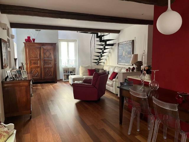 Villa Indipendente in vendita a San Giovannino, Pavia