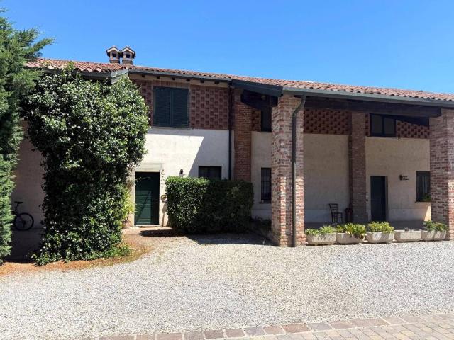 Villa Indipendente in vendita a Cascina Madonnina, Pavia