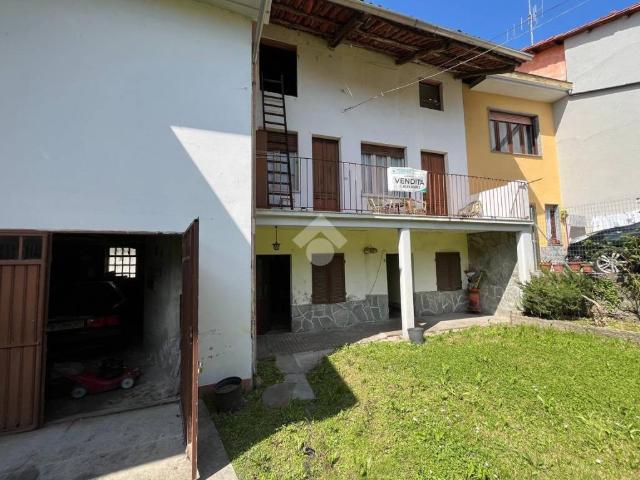 Villa Indipendente in vendita a Pavone Canavese, Torino