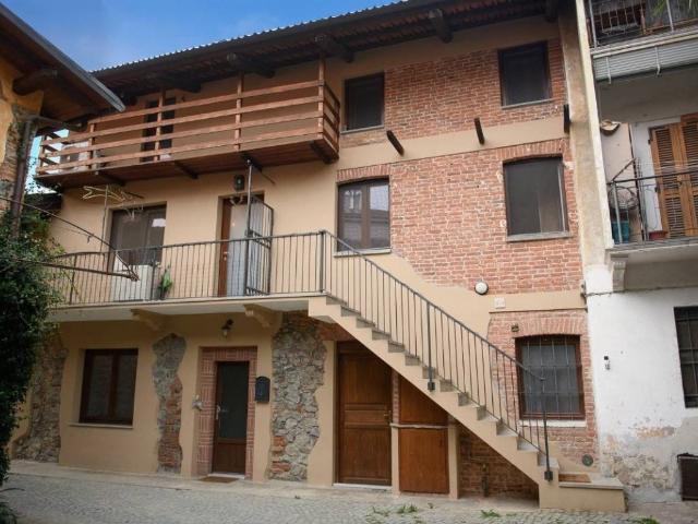 Villa Indipendente in vendita a Pavone Canavese, Torino