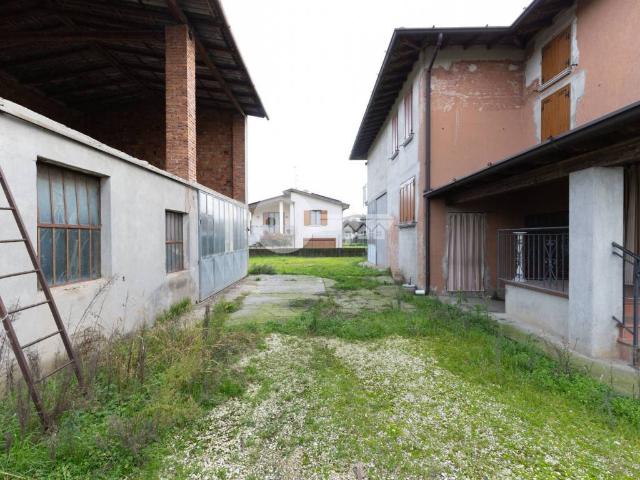 Villa Indipendente in vendita a Pavone Del Mella, Lombardia