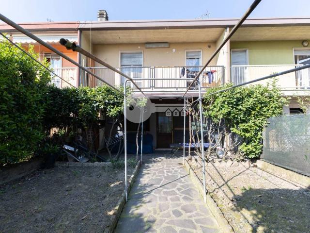 Villa Indipendente in vendita a Pavone Del Mella, Lombardia