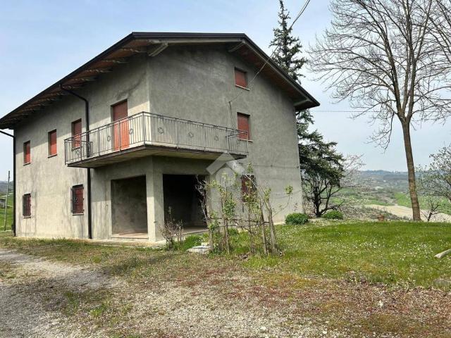 Villa Indipendente in vendita a Unione dei comuni del Frignano, Pavullo Nel Frignano