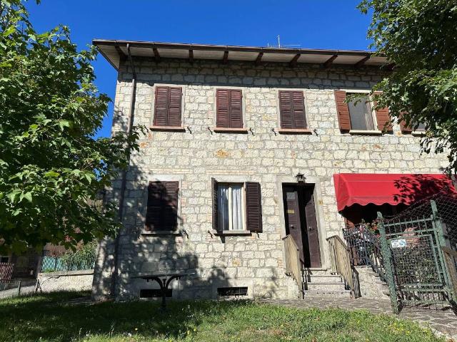 Villa Indipendente in vendita a Unione dei comuni del Frignano, Pavullo Nel Frignano