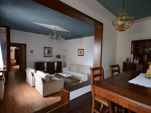 Villa Indipendente in vendita a Peccioli, Toscana