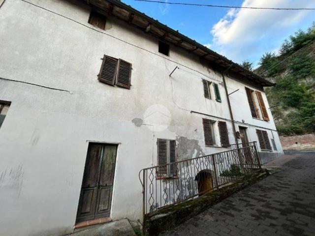 Villa Indipendente in vendita a Piemonte, Alessandria