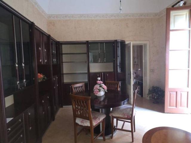 Villa Indipendente in vendita a Pedara, Catania