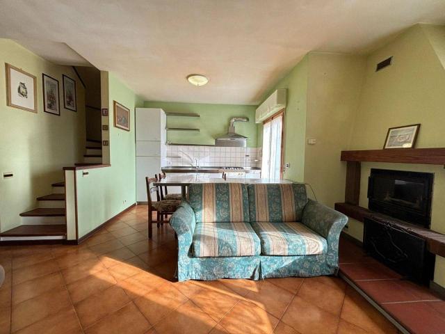 Villa Indipendente in vendita a Unione di Comuni Valdarno e Valdisieve, Pelago