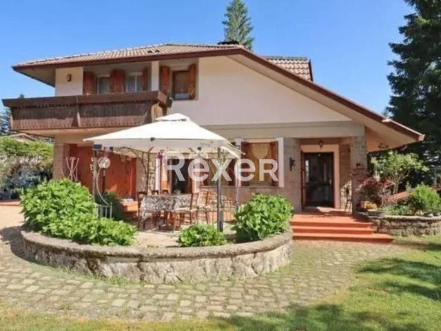 Villa Indipendente in vendita a Unione di Comuni Valdarno e Valdisieve, Pelago