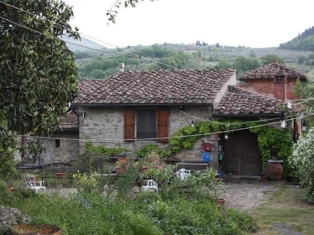Villa Indipendente in vendita a Unione di Comuni Valdarno e Valdisieve, Pelago
