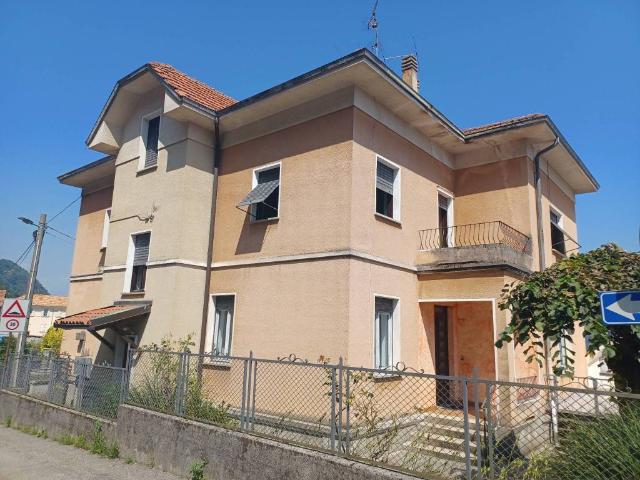 Villa Indipendente in vendita a Piemonte, Novara