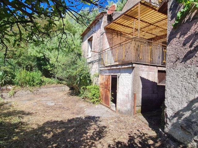 Villa Indipendente in vendita a Pellezzano, Campania