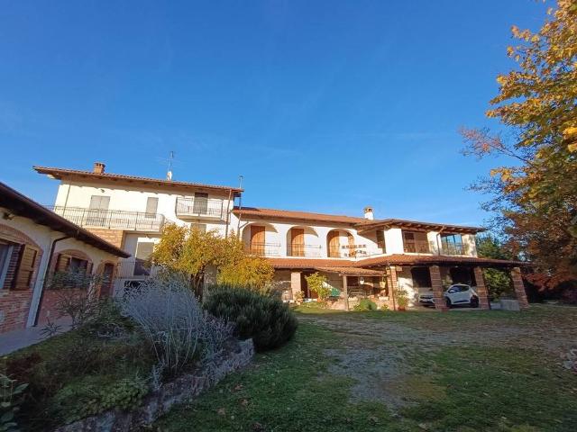 Villa Indipendente in vendita a Piemonte, Asti