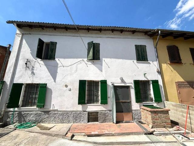 Villa Indipendente in vendita a Piemonte, Asti