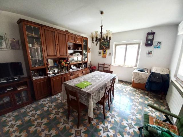 Villa Indipendente in vendita a Pennadomo, Abruzzo
