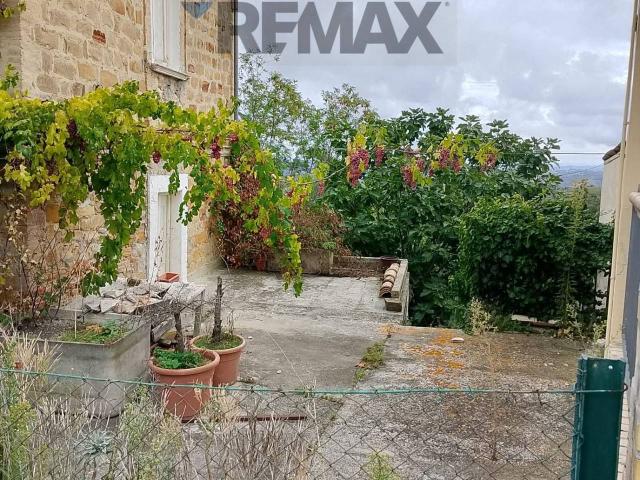 Villa Indipendente in vendita a Penne, Abruzzo